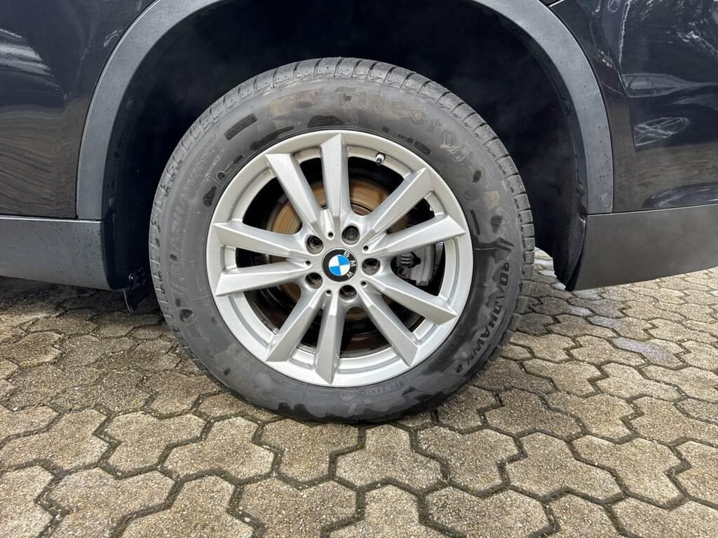 BMW X5 xdrive25d Business 231cv auto