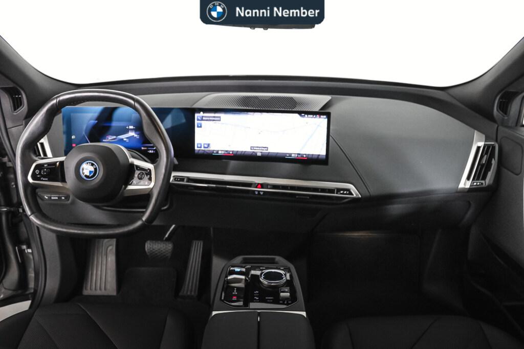 BMW iX xdrive40 pacchetto sportivo