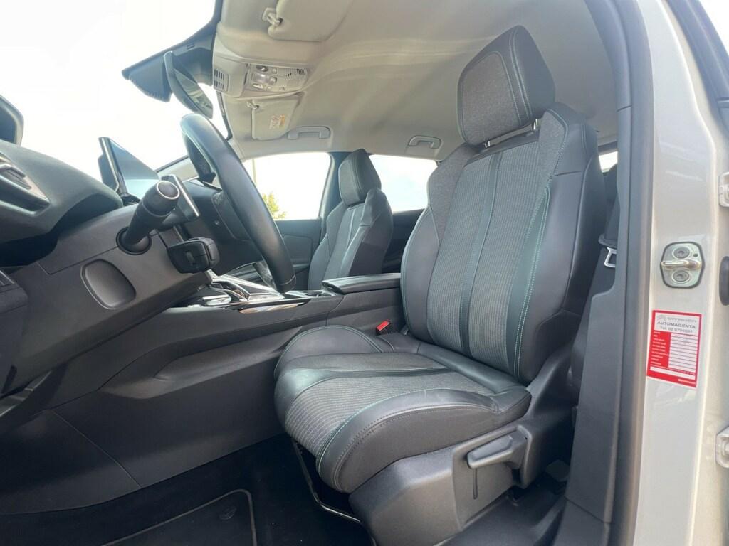 Peugeot 3008 1.6 hybrid Allure Pack 225cv e-eat8