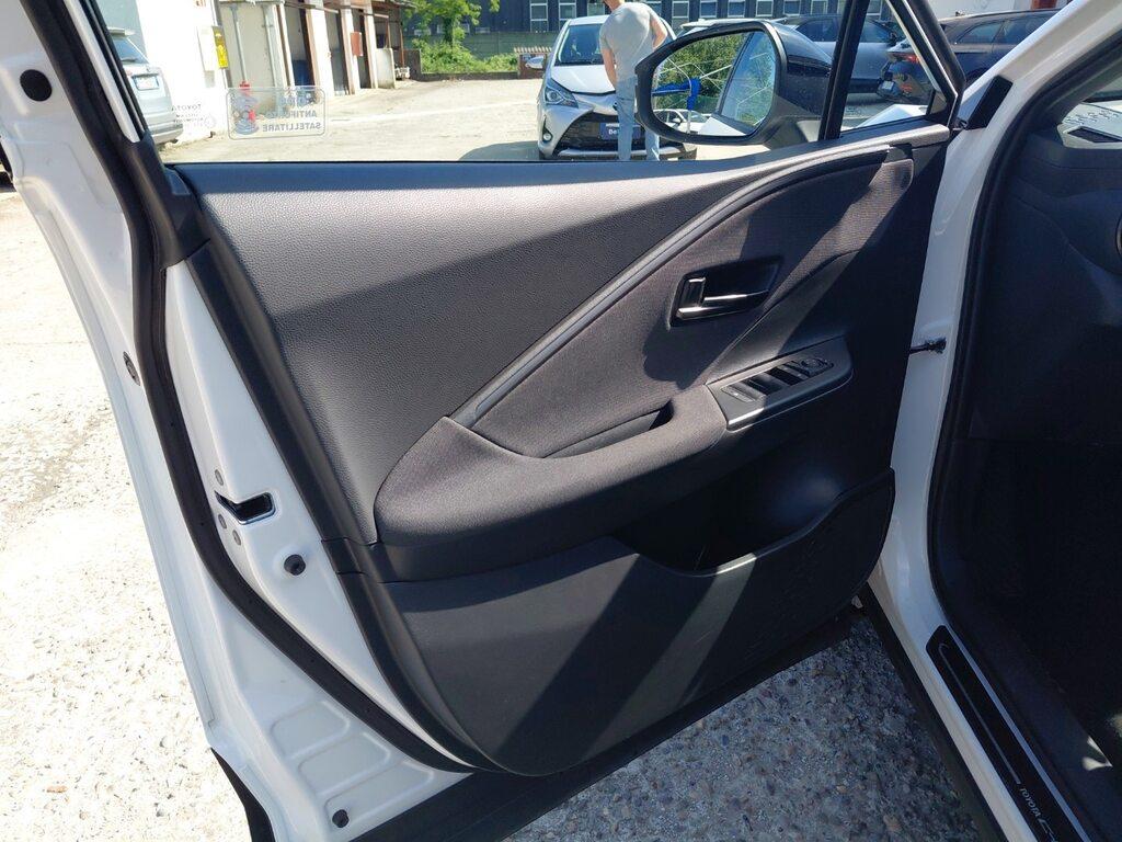 Toyota C-HR 2.0 phev Trend eco fwd e-cvt