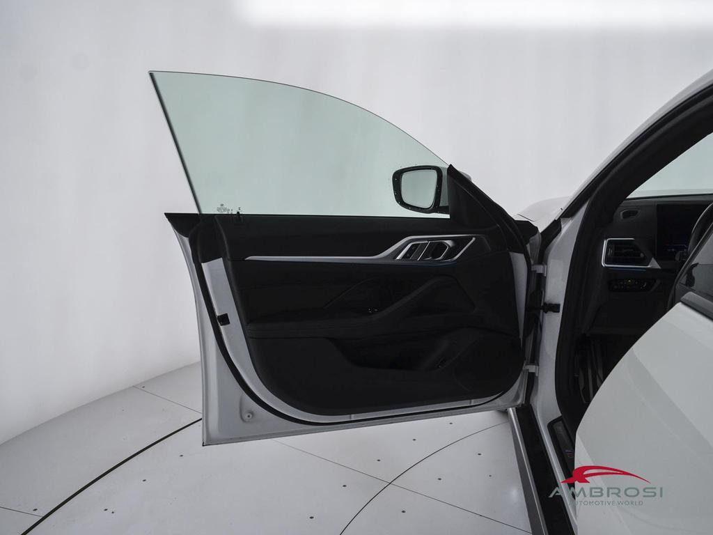 BMW i4 edrive40 Msport auto