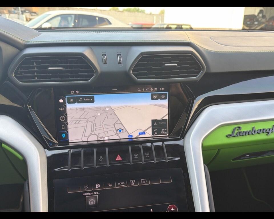 Lamborghini Urus 4.0 V8 auto