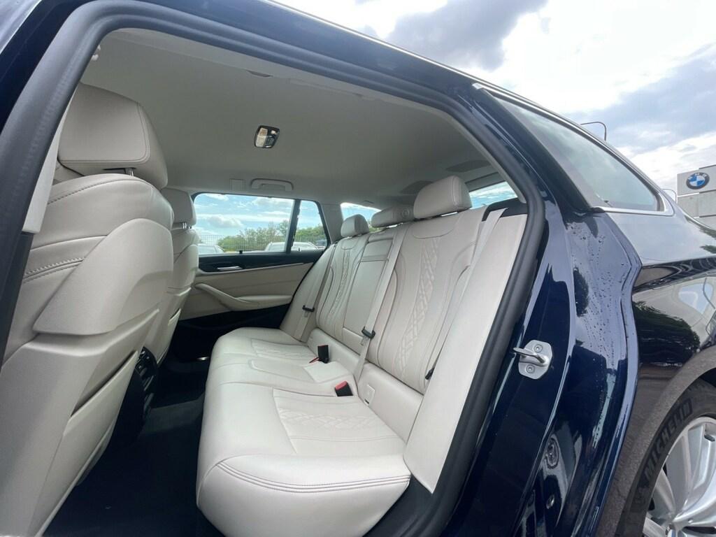 BMW Serie 5 540d Touring mhev 48V xdrive Luxury auto