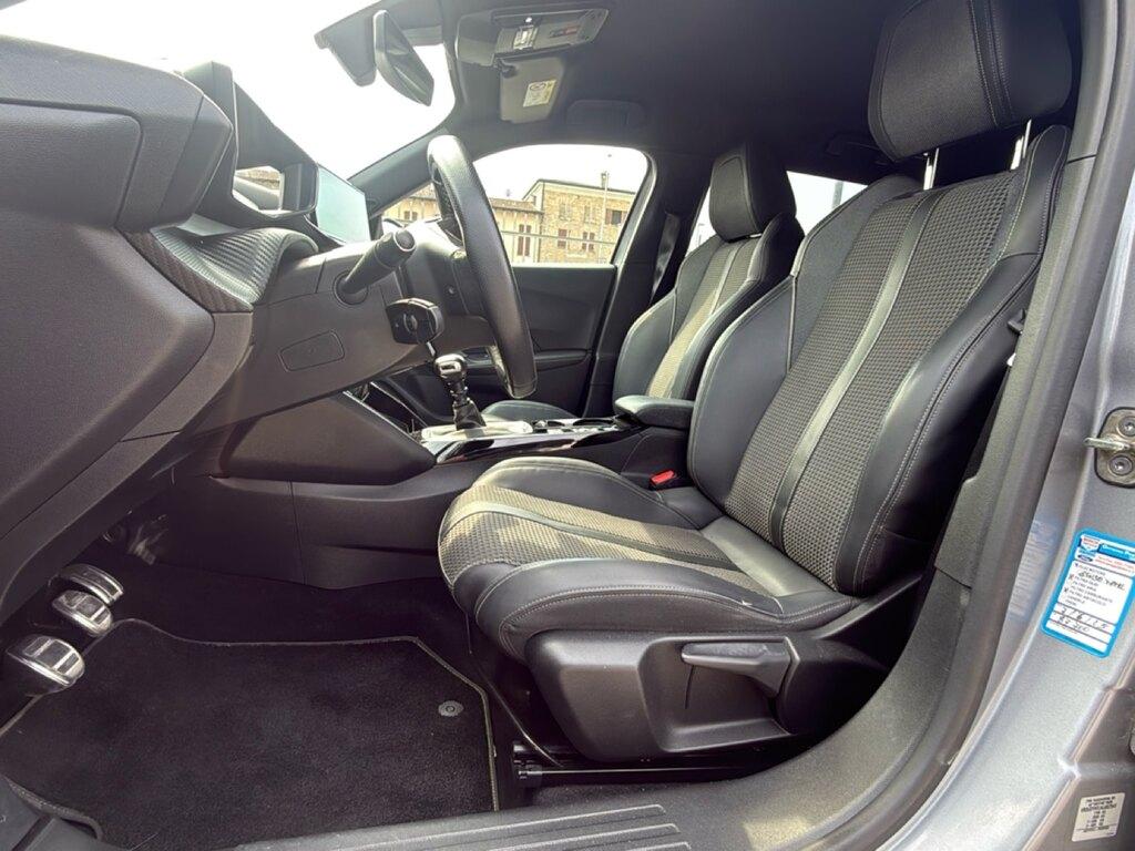 Peugeot 2008 1.5 bluehdi GT Line s&s 100cv