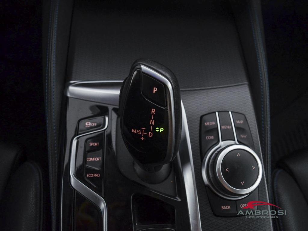 BMW Serie 5 530d Touring mhev 48V xdrive Msport auto