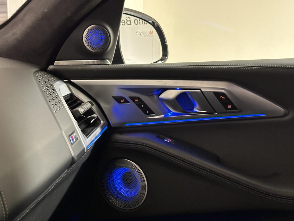 BMW XM 4.4 steptronic