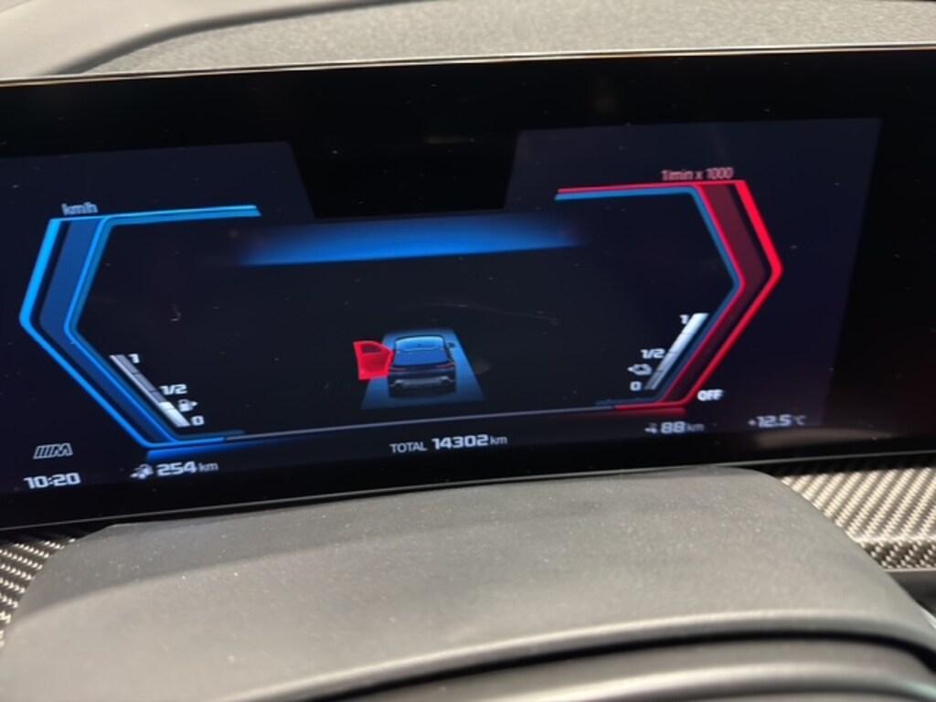 BMW XM 4.4 steptronic