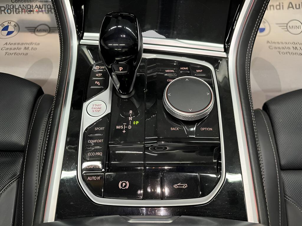 BMW Serie 8 840d Cabrio mhev 48V xdrive Individual Composition Msport auto