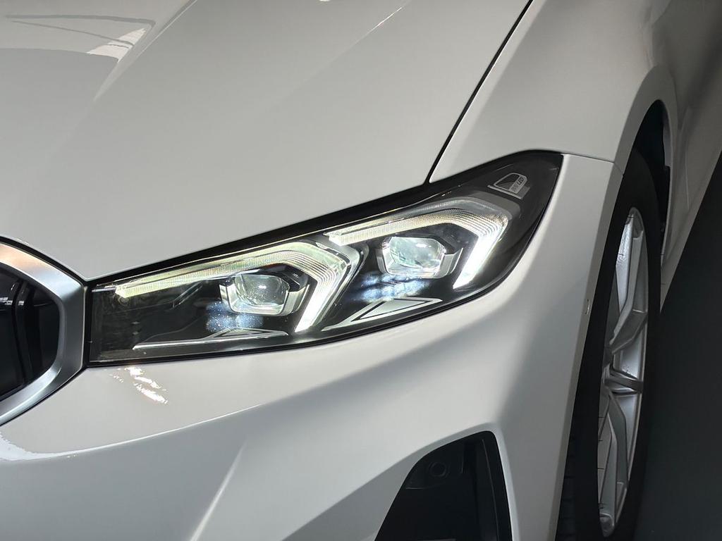BMW Serie 3 318d Touring mhev 48V auto