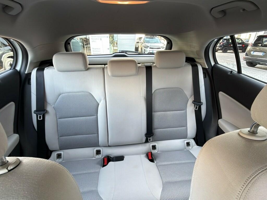 Mercedes GLA 180 d Business auto