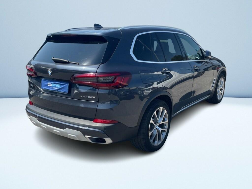 BMW X5 xdrive30d mhev 48V xLine auto