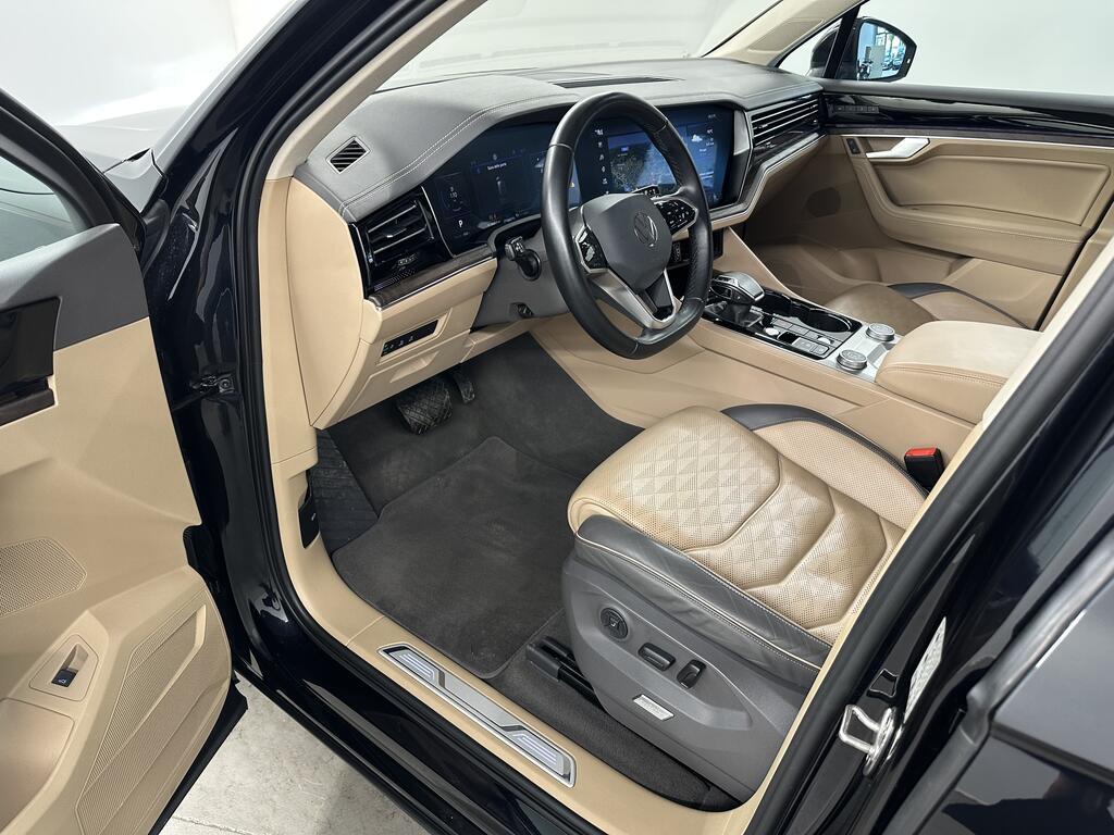 Volkswagen Touareg 3.0 V6 tdi Atmosphere 231cv tiptronic