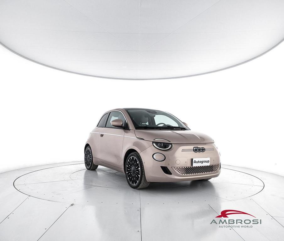 Fiat 500 e 42 kWh La Prima