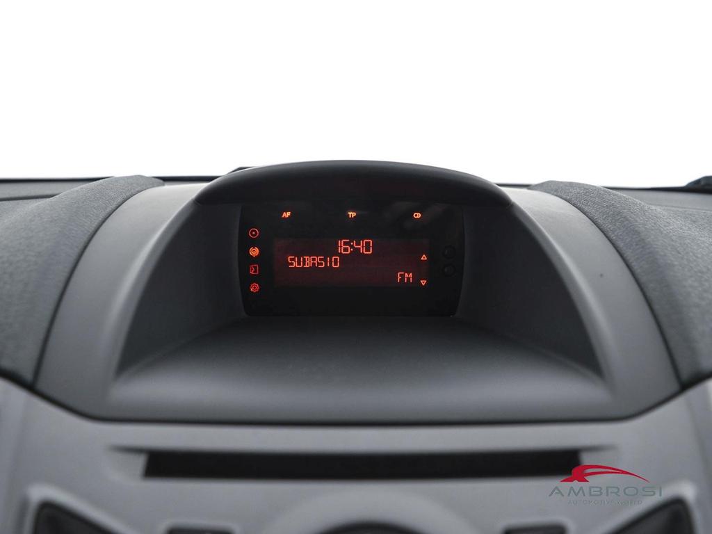 Ford Fiesta 1.2 16v + c/esp 82cv 3p E5