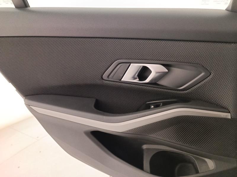 BMW Serie 3 320d Touring Business Advantage auto