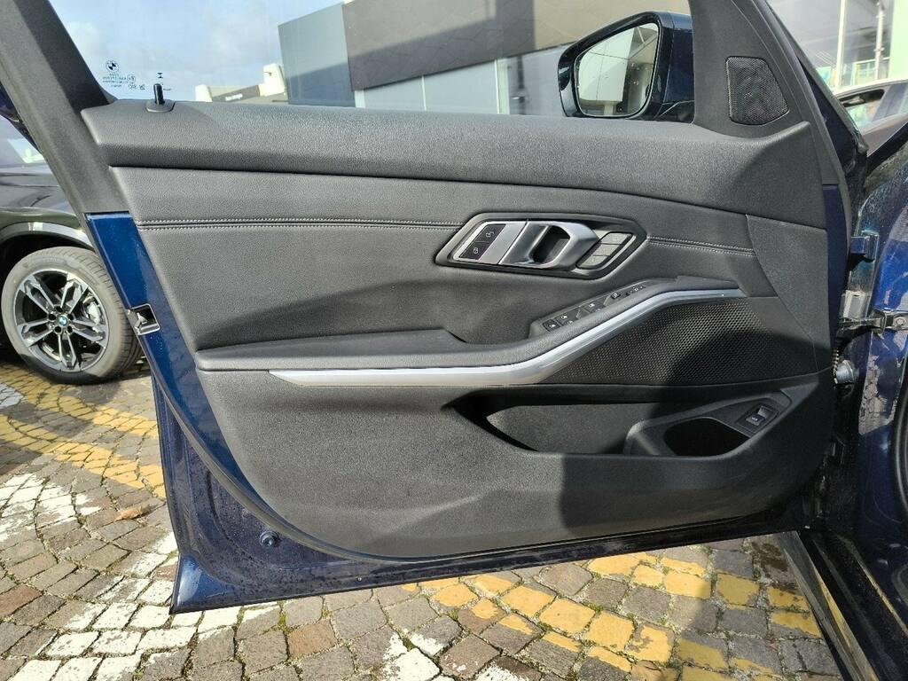 BMW Serie 3 M M340d Touring mhev 48V xdrive auto