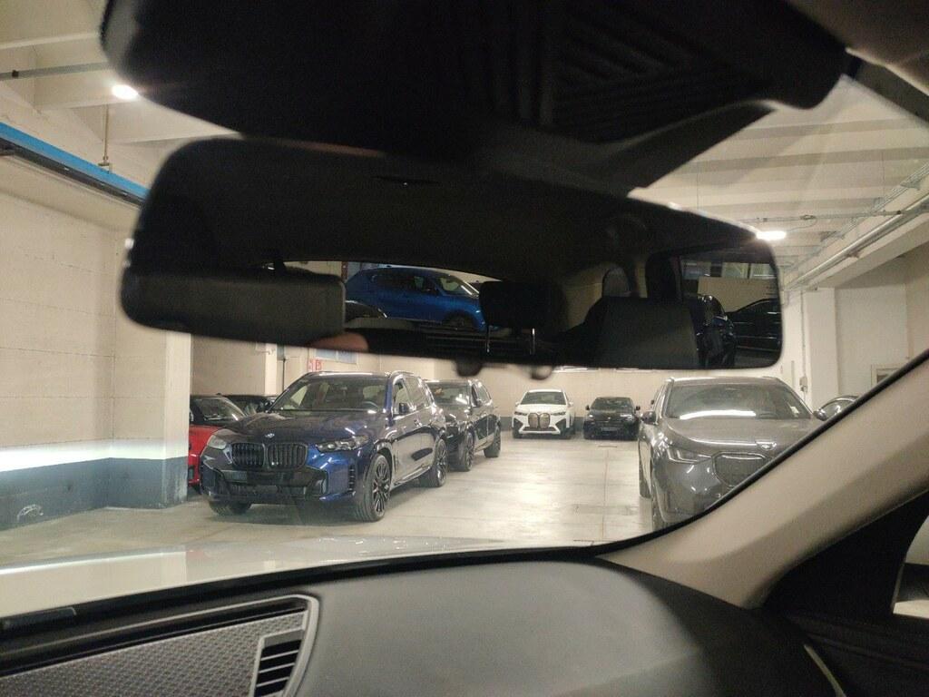 BMW iX1 edrive 20 X-Line