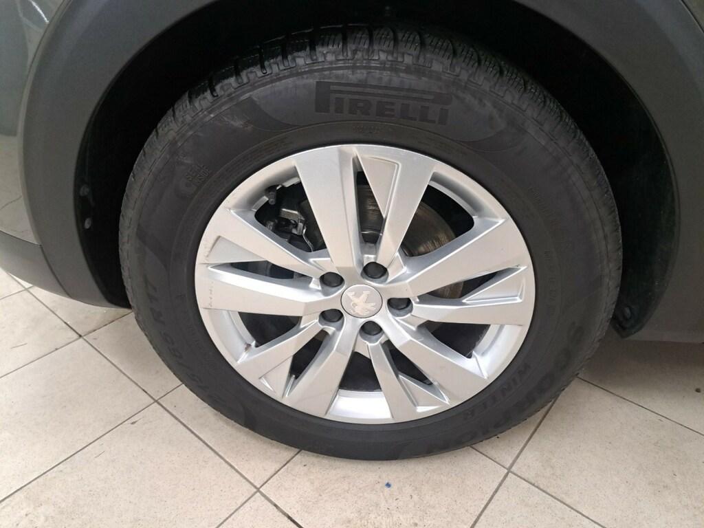 Peugeot 3008 1.2 puretech t. Active s&s 130cv my18