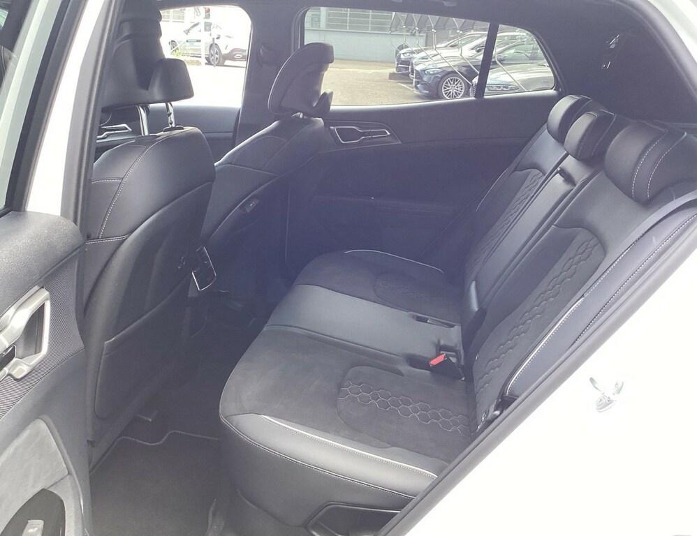 Kia Sportage 1.6 tgdi hev GT-line Panorama Sunroof at