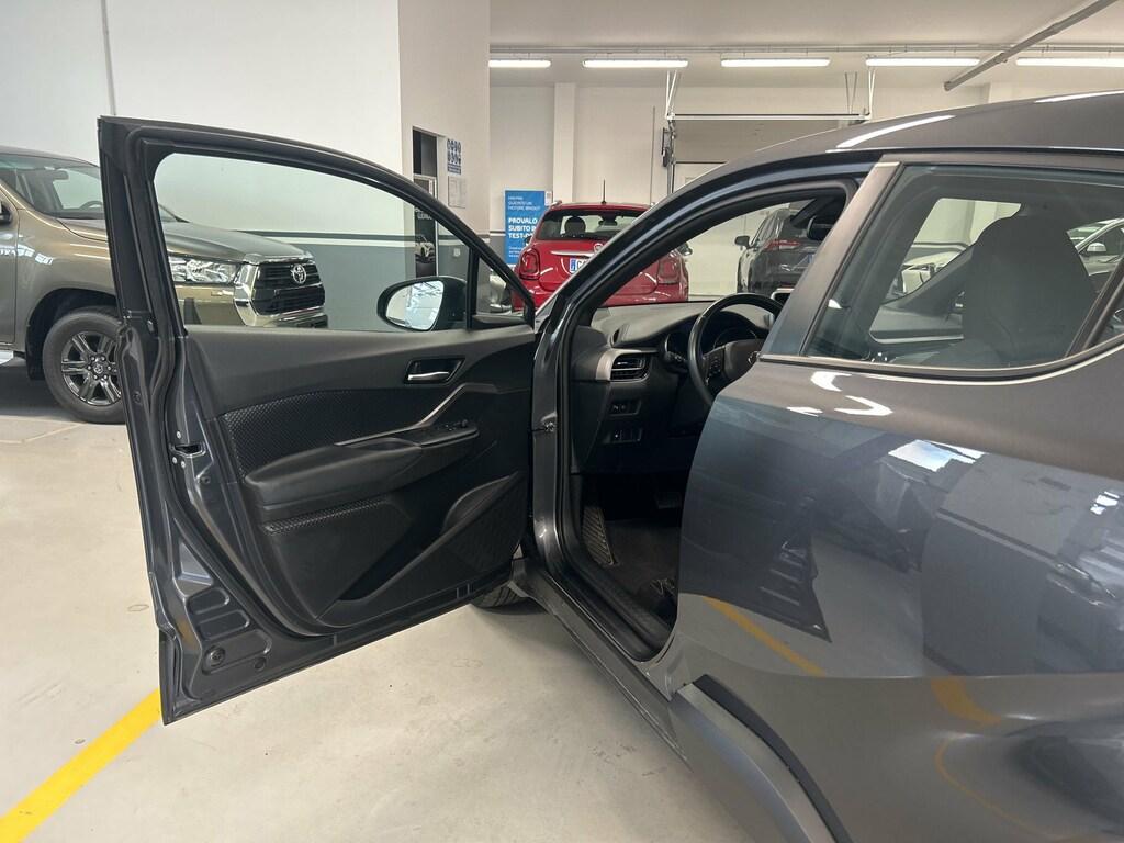 Toyota C-HR 1.8h Active e-cvt