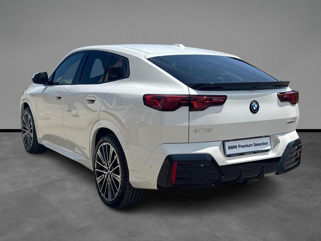 BMW iX2 edrive 20 MSport