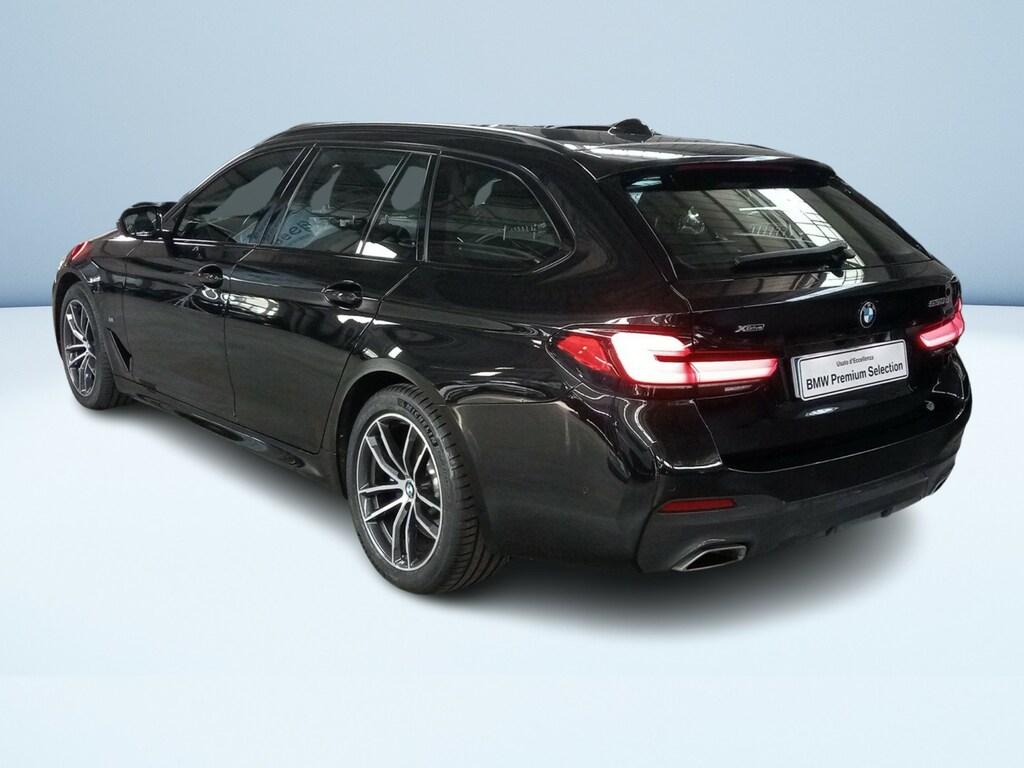 BMW Serie 5 530d Touring mhev 48V xdrive Msport auto