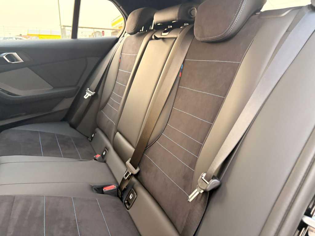 BMW Serie 1 120 48V MSport auto