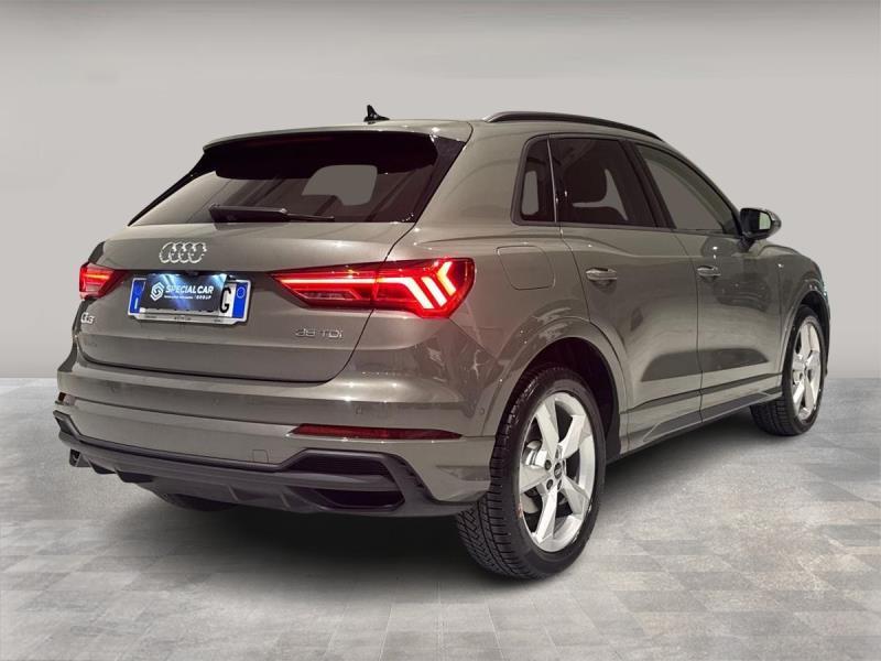 Audi Q3 35 2.0 tdi Business Advanced s-tronic