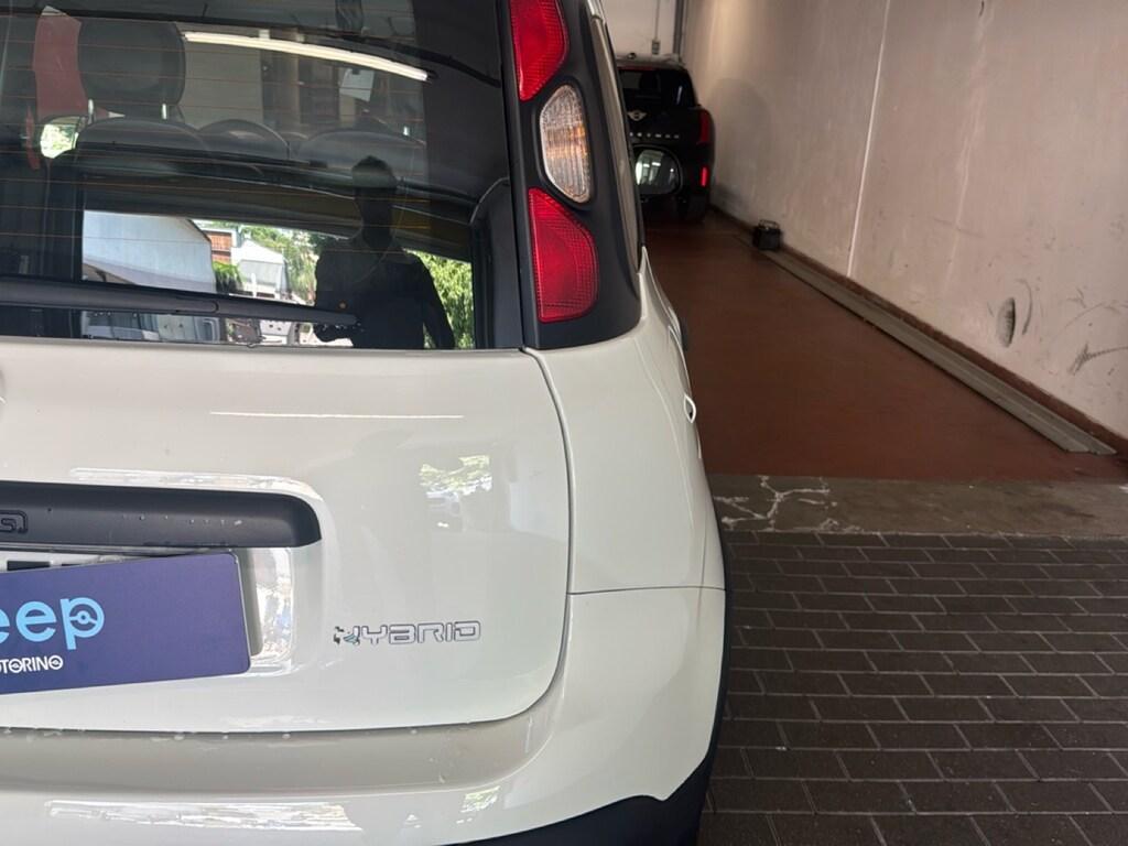 Fiat Panda 1.0 hybrid City Cross s&s 70cv 5p.ti