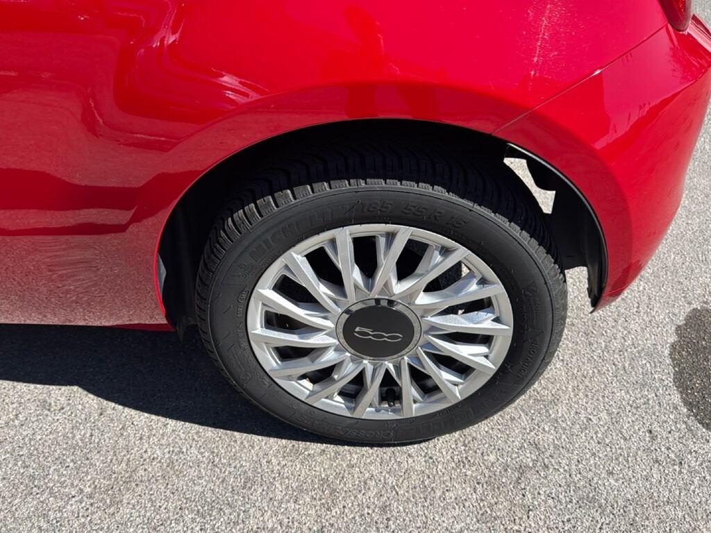 Fiat 500 1.0 hybrid Dolcevita 70cv