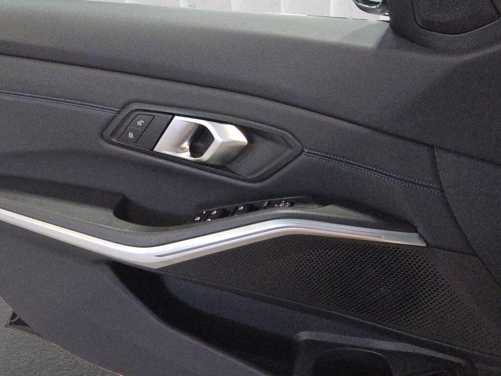 BMW Serie 3 330d Touring mhev 48V Msport auto