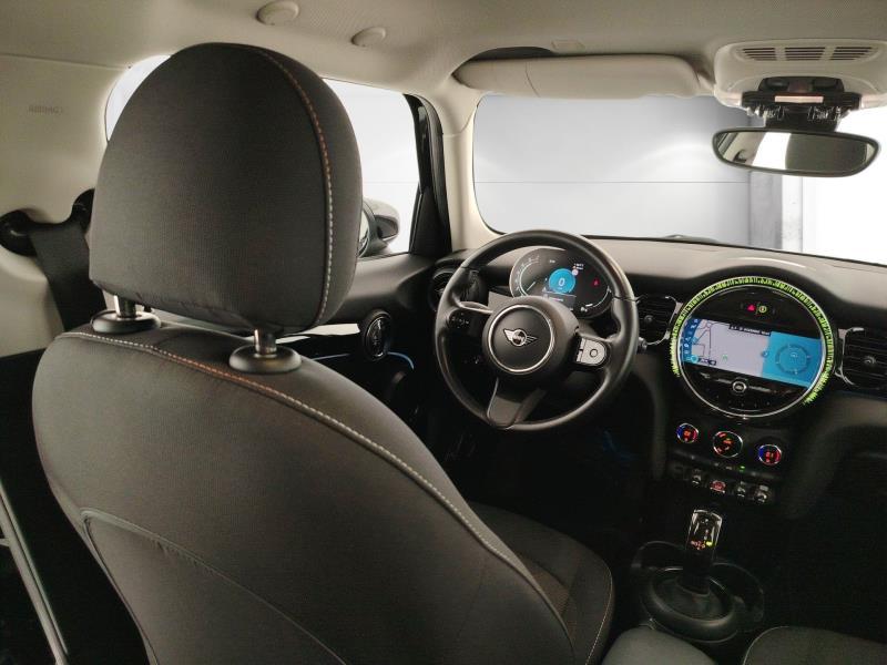 Mini Cooper 1.5 TwinPower Turbo Cooper Business DCT