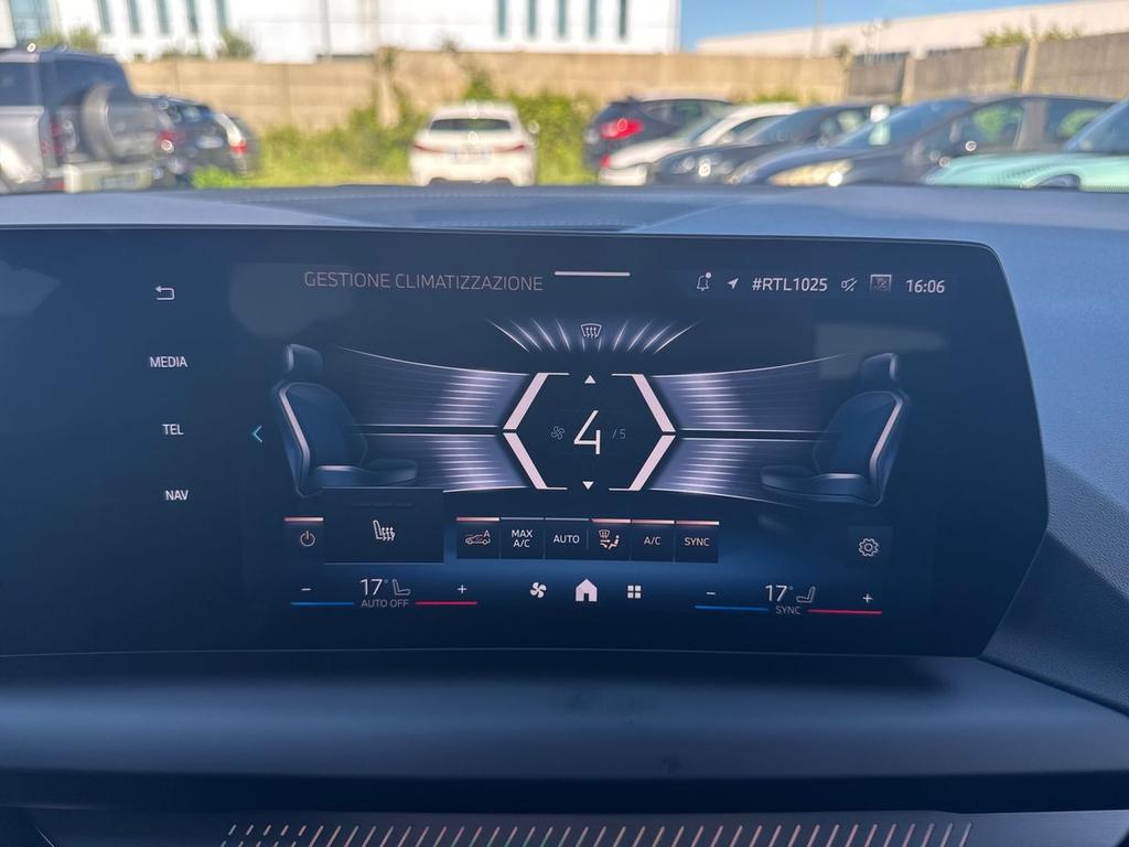 BMW Serie 1 120 48V MSport Design auto