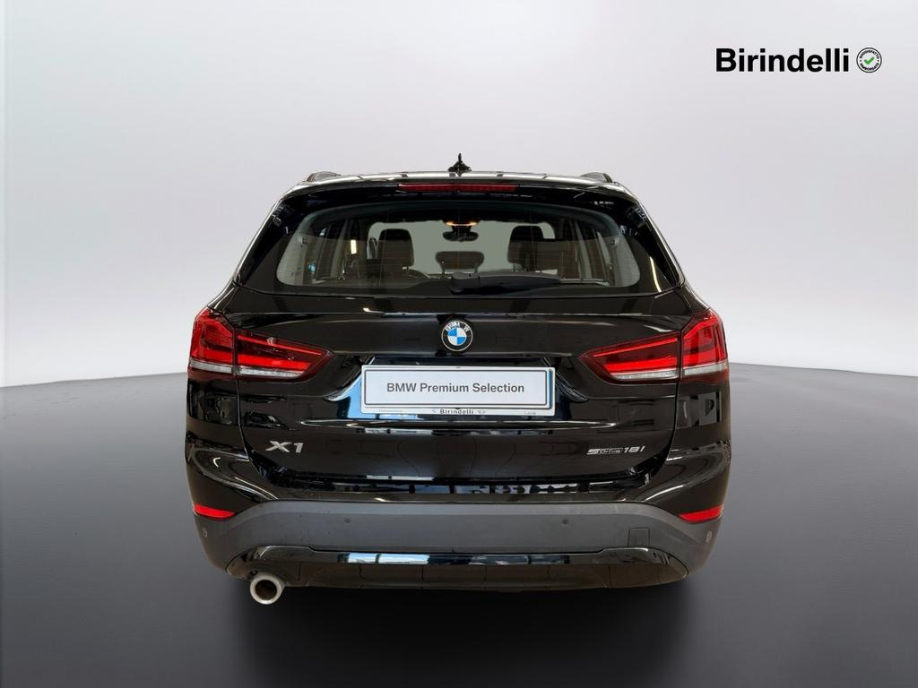BMW X1 sdrive18i Advantage 136cv