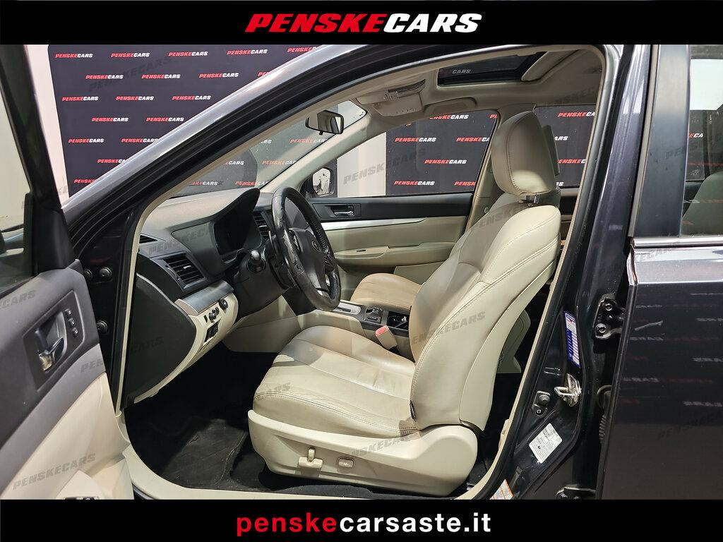 Subaru Outback 2.5i Exclusive lineartronic