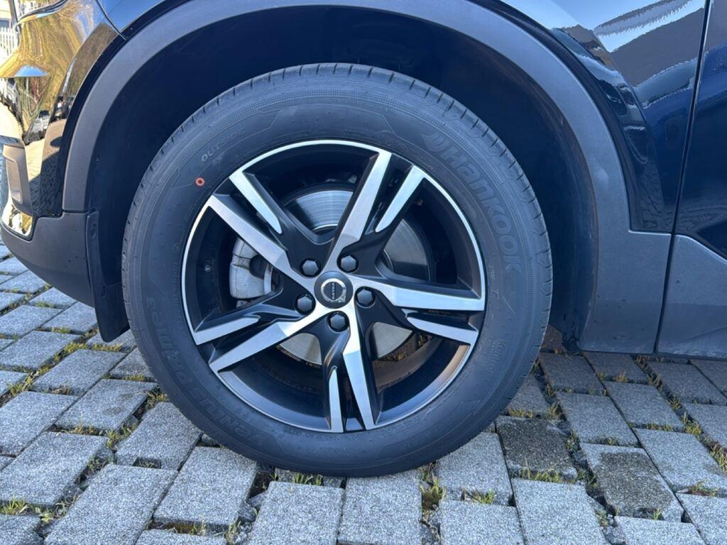 Volvo XC40 2.0 B4 R-design awd auto my21