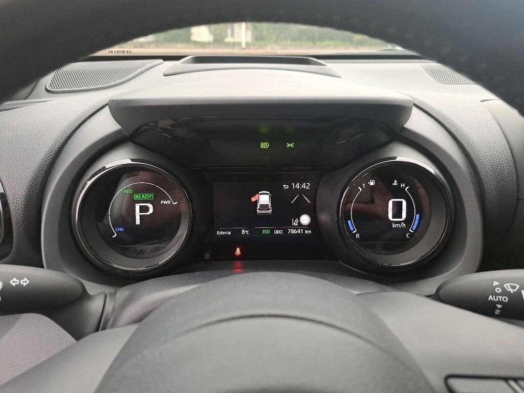 Toyota Yaris 1.5 hybrid Premiere