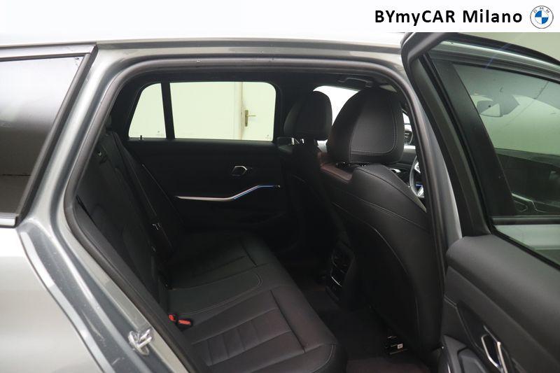 BMW Serie 3 M M340i Touring mhev 48V xdrive auto