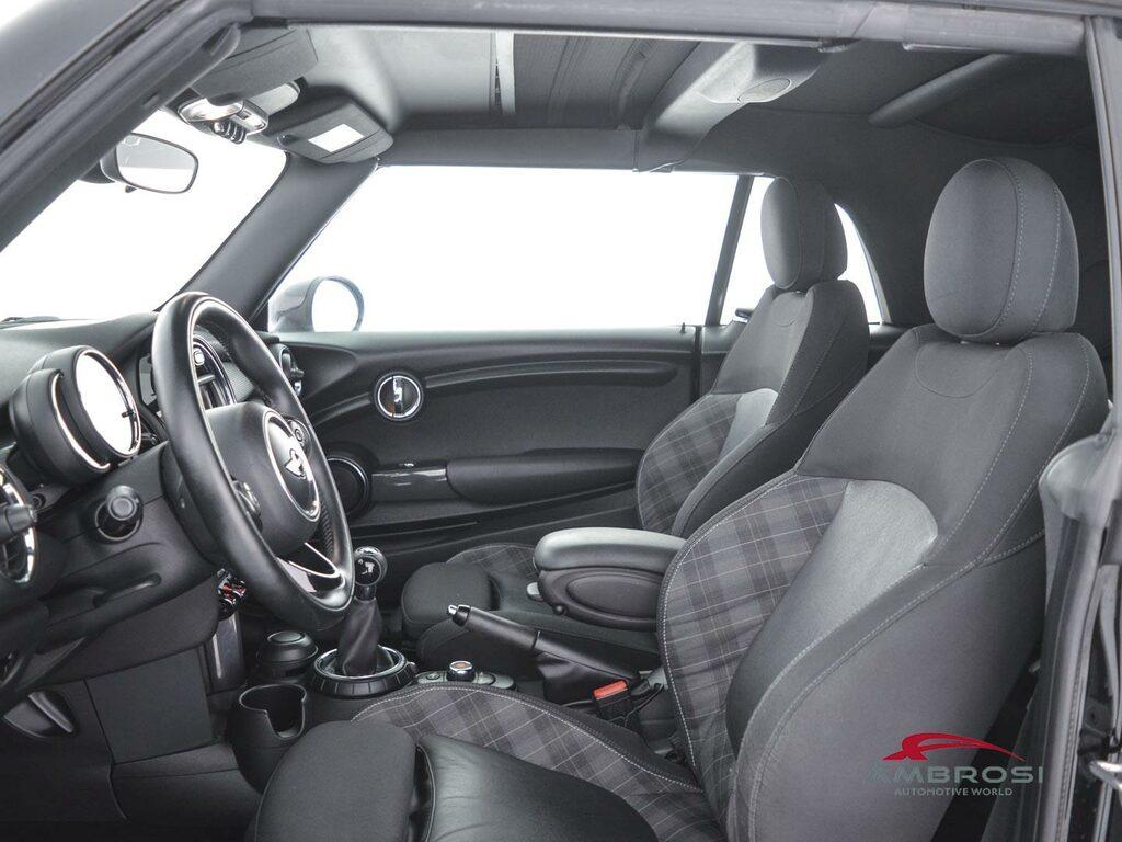 Mini Cooper D Cabrio 1.5 Cooper D