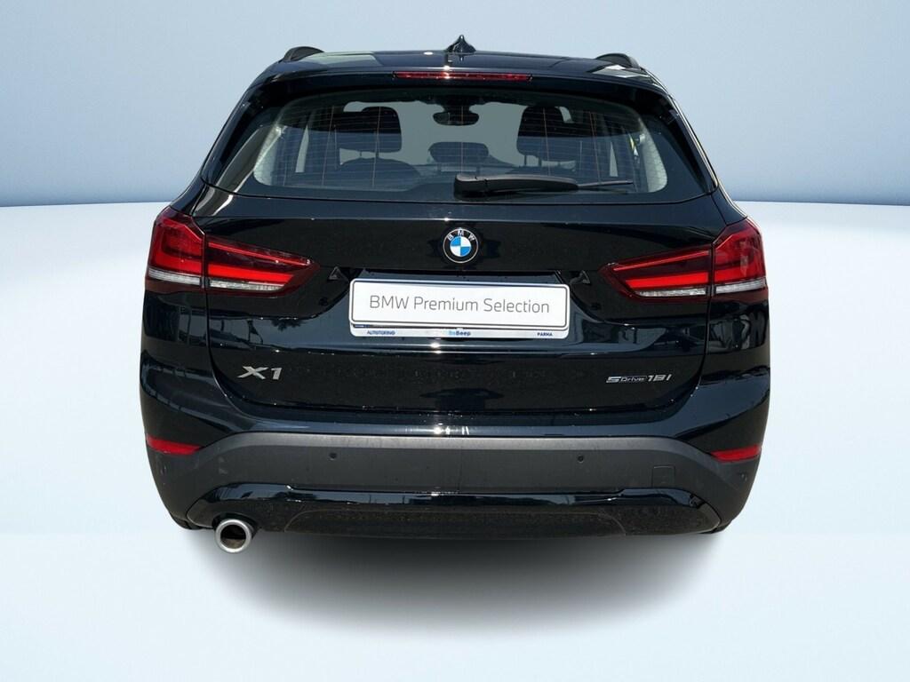 BMW X1 sdrive18i Advantage 136cv