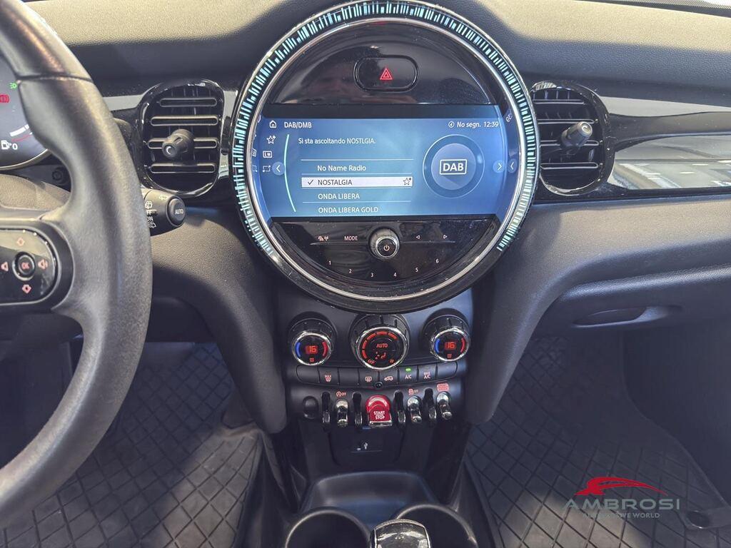 Mini Cooper 1.5 TwinPower Turbo Cooper