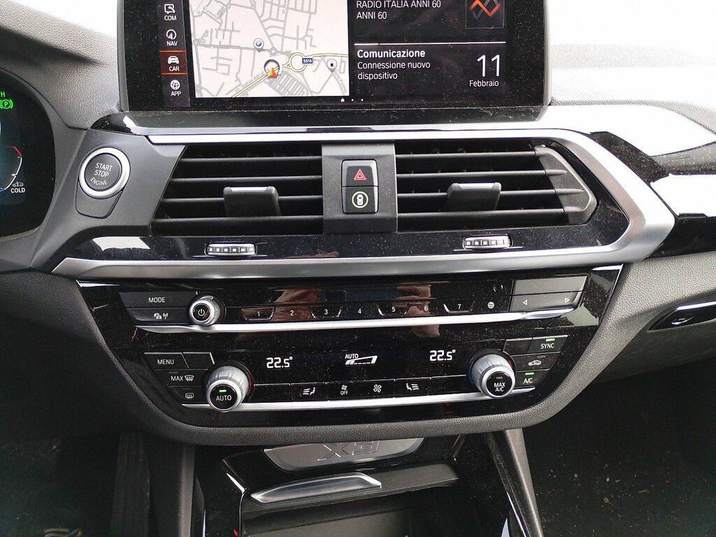 BMW X3 xdrive20d mhev 48V xLine auto
