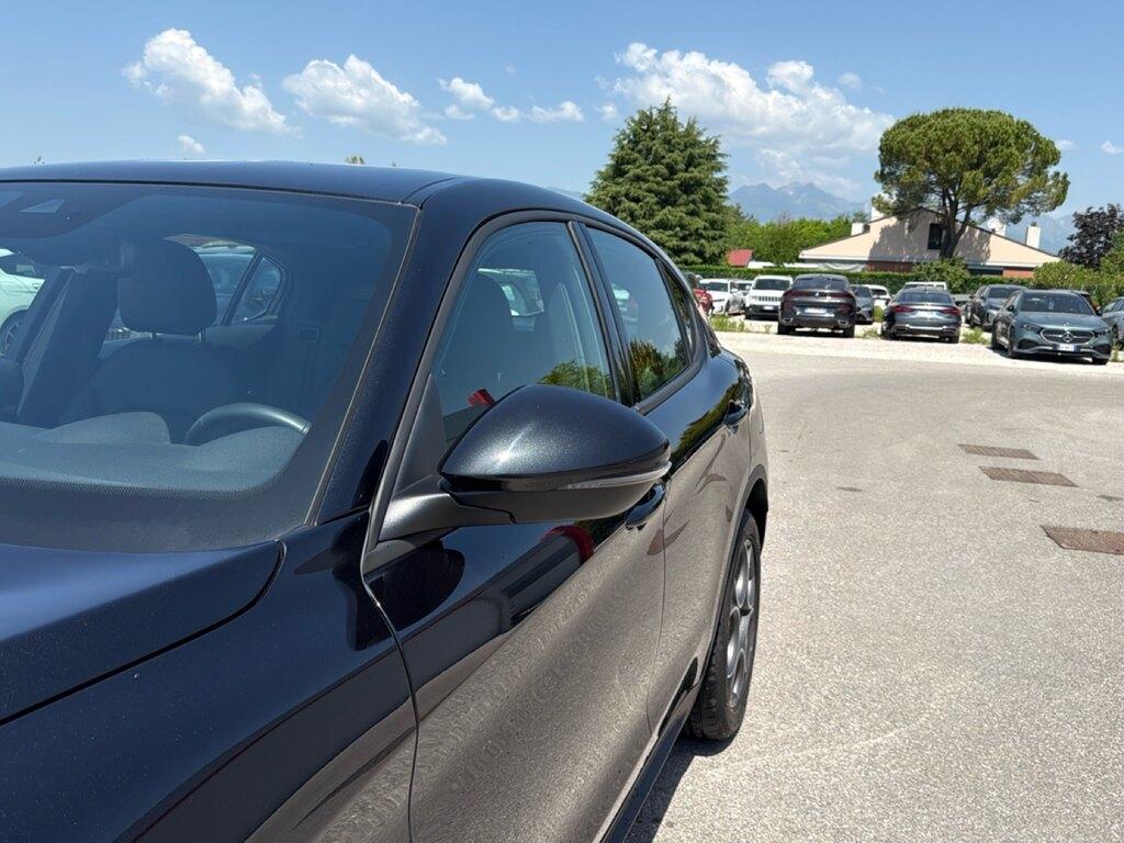Alfa Romeo Stelvio 2.0 t Sprint Q4 280cv auto