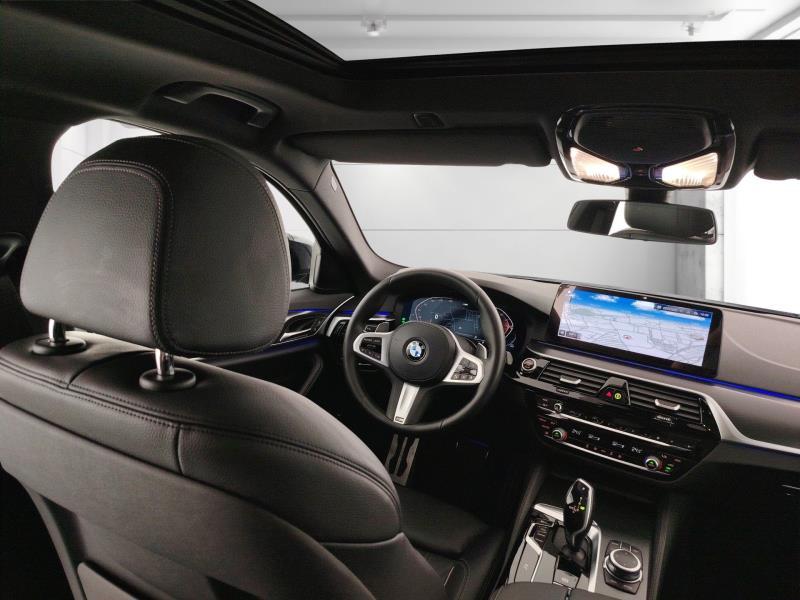 BMW Serie 5 530d Touring mhev 48V xdrive Luxury auto