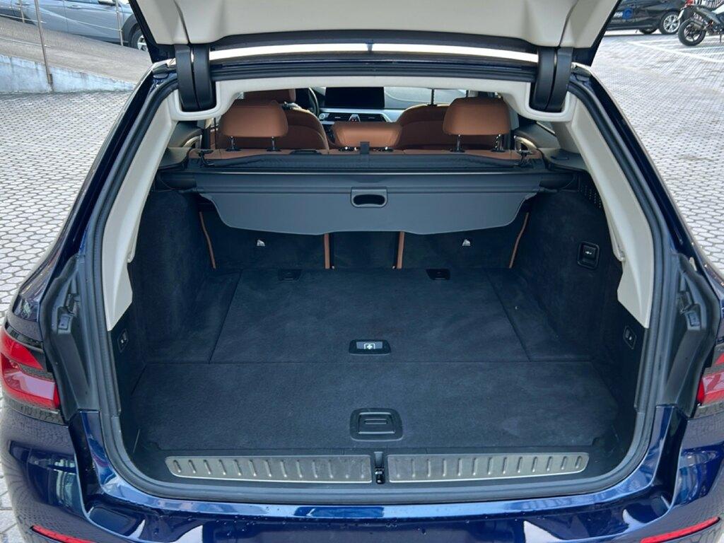 BMW Serie 5 520d Touring mhev 48V xdrive Luxury auto