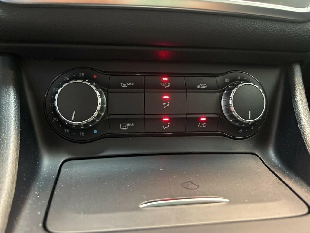 Mercedes GLA 180 d Business auto
