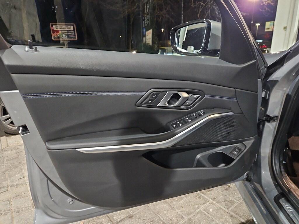 BMW Serie 3 320d Touring mhev 48V Msport xdrive auto