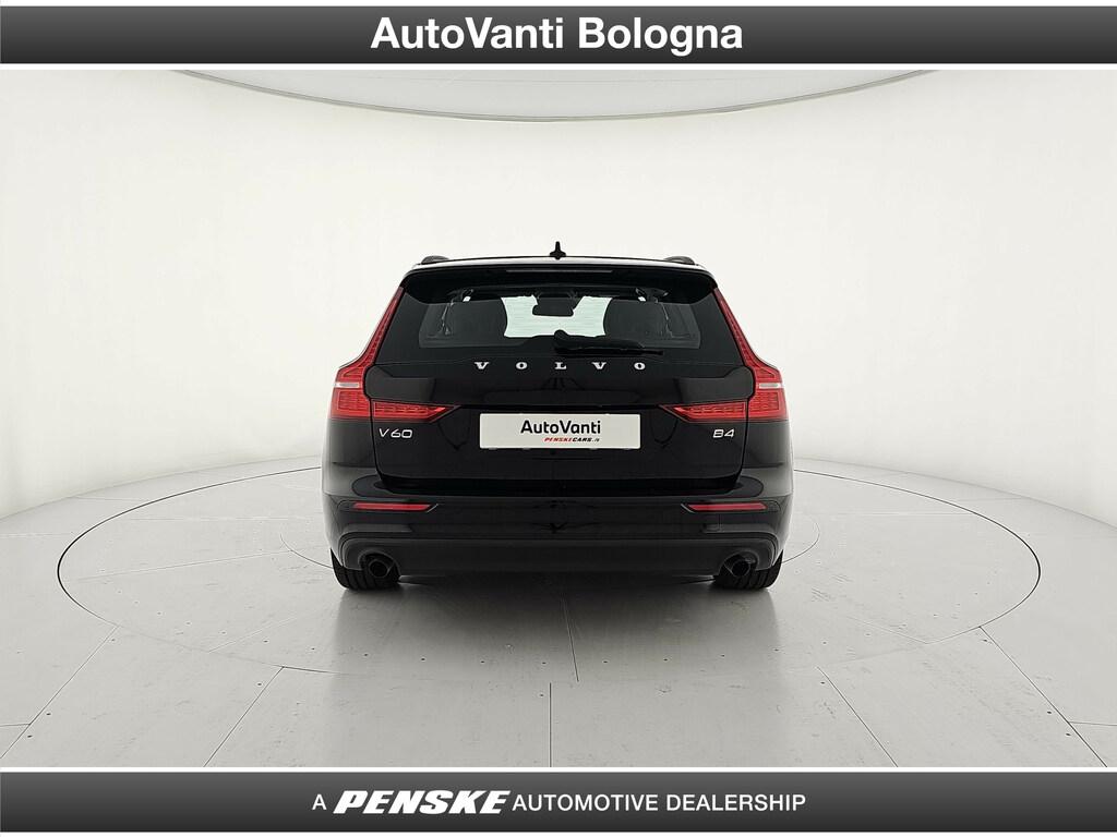 Volvo V60 2.0 B4 Momentum Business auto