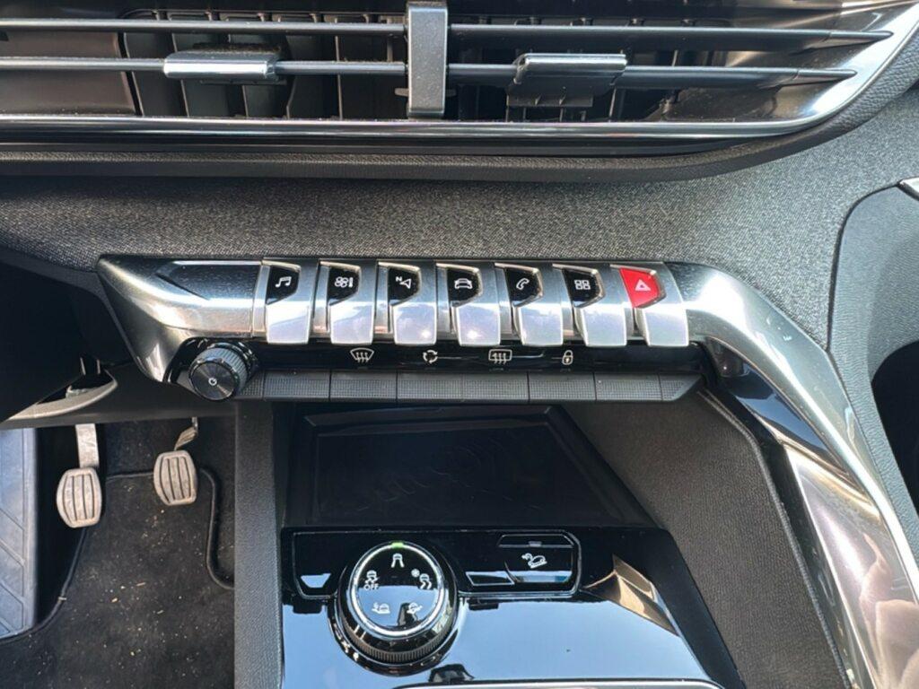 Peugeot 3008 1.5 bluehdi Allure s&s 130cv