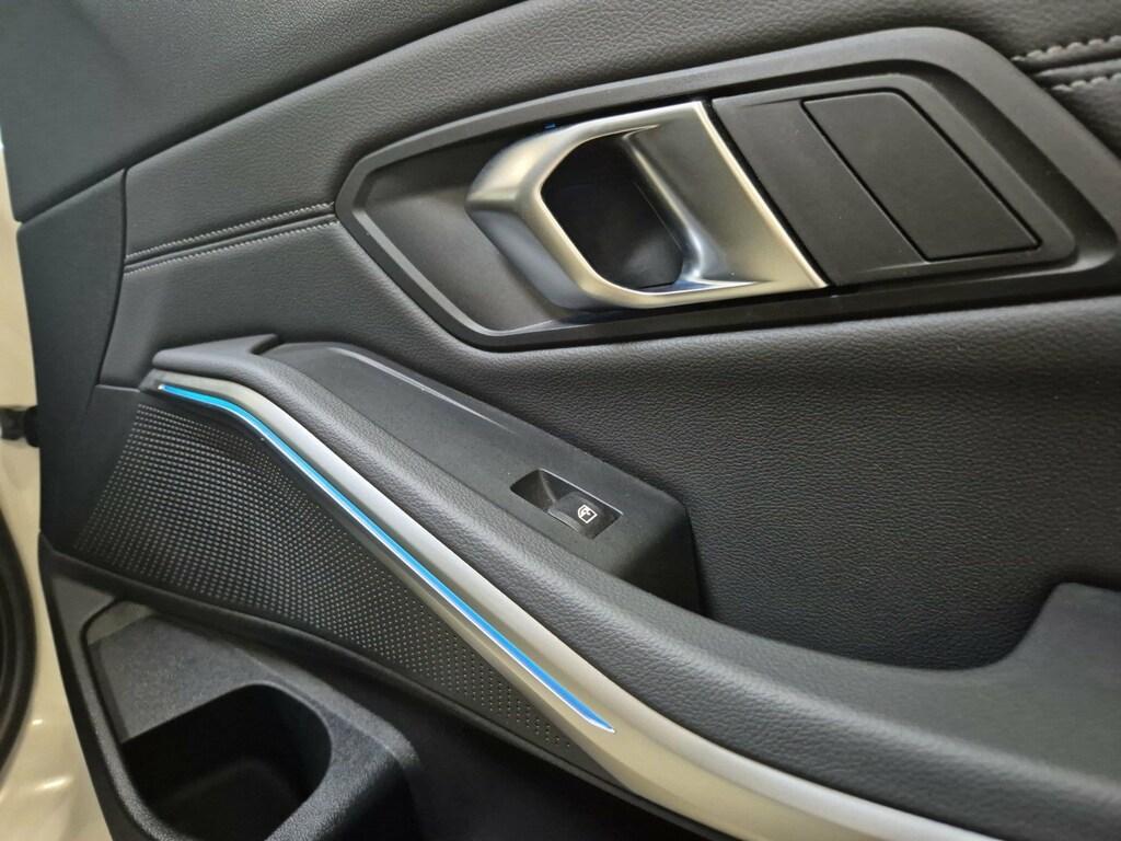 BMW Serie 3 320d Touring mhev 48V Msport xdrive auto